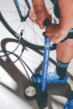 Control Tower 2 8 Control Tower 2 -Professional Bicycle Discount Store 610000139 ControlTower2 MattGiantBlue 02