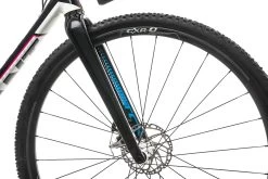 Giant Brava SLR Womens Cyclocross Bike - 2014, Small -Professional Bicycle Discount Store BCY11616 MJ 16