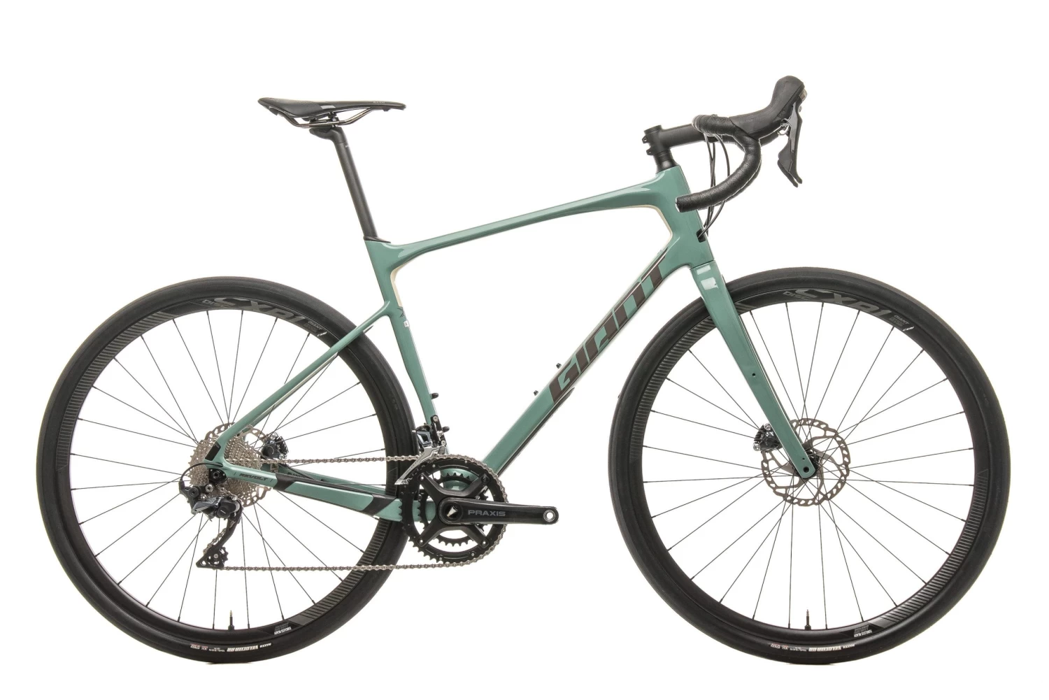 Giant Revolt Advanced 0 Gravel Bike - 2020, Large 3 Giant Revolt Advanced 0 Gravel Bike - 2020, Large
