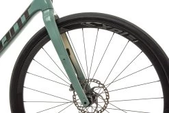 Giant Revolt Advanced 0 Gravel Bike - 2020, Large 14 Giant Revolt Advanced 0 Gravel Bike - 2020, Large -Professional Bicycle Discount Store BCY11788 KB 05