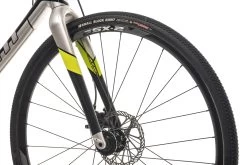 Giant TCX SLR 2 Cyclocross Bike - 2017, Large 16 Giant TCX SLR 2 Cyclocross Bike - 2017, Large -Professional Bicycle Discount Store BCY12533 PH1 05