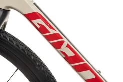 Giant Revolt Advanced 2 Gravel Bike - 2020, Medium 19 Giant Revolt Advanced 2 Gravel Bike - 2020, Medium -Professional Bicycle Discount Store BCY12694 PH1 08