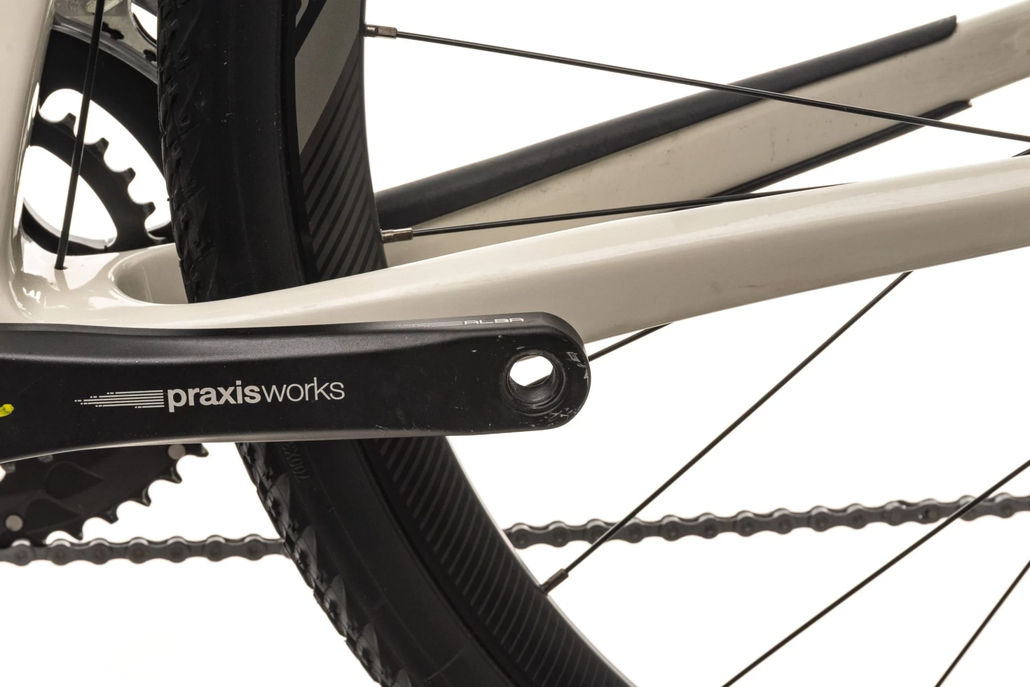 Giant Revolt Advanced 2 Gravel Bike - 2020, Medium 11 Giant Revolt Advanced 2 Gravel Bike - 2020, Medium - Image 9