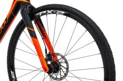 Giant TCX Advanced SX Cyclocross Bike - 2017, Med/Large 16 Giant TCX Advanced SX Cyclocross Bike - 2017, Med/Large -Professional Bicycle Discount Store BCY13236 PH2 05