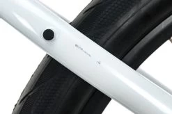 Giant Momentum Vida Low Step Commuter Bike - 2021, Medium 17 Giant Momentum Vida Low Step Commuter Bike - 2021, Medium -Professional Bicycle Discount Store BCY13811 PH1 08