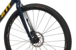 Giant Revolt Advanced 3 Gravel Bike - 2020, Medium -Professional Bicycle Discount Store BGR10116 PH1 05