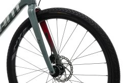 Giant Revolt Advanced 2 Gravel Bike - 2019, L -Professional Bicycle Discount Store BGR11156 PH2 04