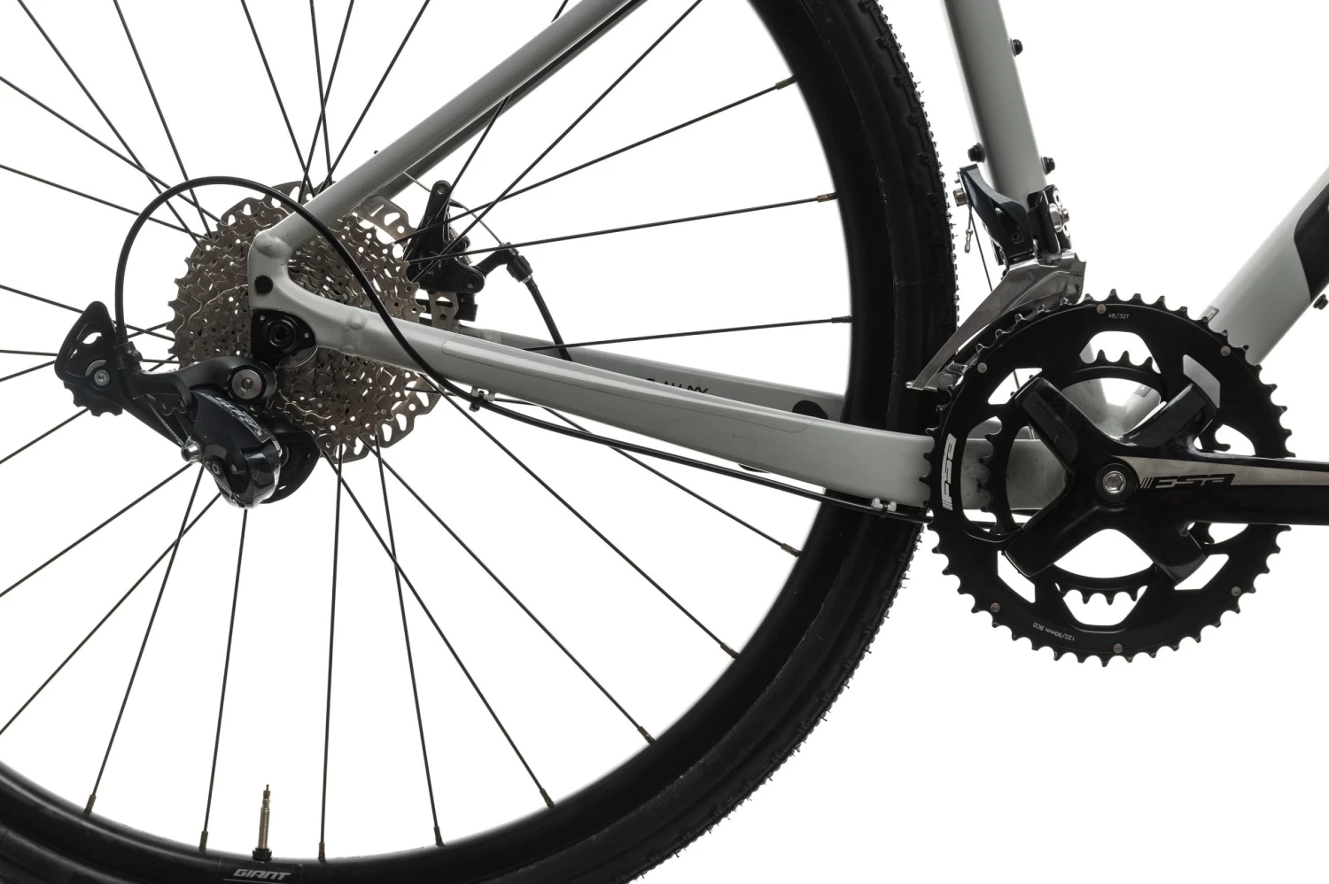 Giant Revolt 2 Gravel Bike - 2021, Large 5 Giant Revolt 2 Gravel Bike - 2021, Large - Image 3