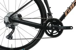 Giant Revolt Advanced 3 Gravel Bike - 2022, Med/Large 14 Giant Revolt Advanced 3 Gravel Bike - 2022, Med/Large -Professional Bicycle Discount Store BGR12318 PH1 04