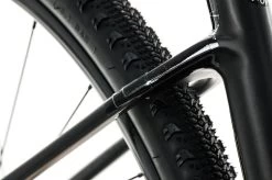 Giant Revolt Advanced 3 Gravel Bike - 2022, Med/Large 17 Giant Revolt Advanced 3 Gravel Bike - 2022, Med/Large -Professional Bicycle Discount Store BGR12318 PH1 07