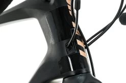 Giant Revolt Advanced 3 Gravel Bike - 2022, Med/Large 18 Giant Revolt Advanced 3 Gravel Bike - 2022, Med/Large -Professional Bicycle Discount Store BGR12318 PH1 08