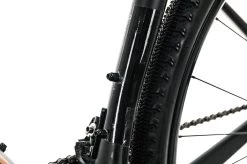 Giant Revolt Advanced 3 Gravel Bike - 2022, Med/Large 19 Giant Revolt Advanced 3 Gravel Bike - 2022, Med/Large -Professional Bicycle Discount Store BGR12318 PH1 09