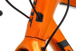 Giant Revolt Advanced Gravel Bike - 2019, Med/Large 18 Giant Revolt Advanced Gravel Bike - 2019, Med/Large -Professional Bicycle Discount Store BGR13102 PH 8