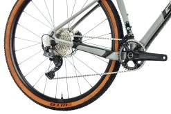 Giant Revolt Advanced 1 Gravel Bike - 2021, Medium -Professional Bicycle Discount Store BGR13204 PH 3