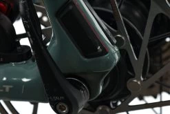 Giant Revolt Advanced 2 Gravel Bike -2019, Medium -Professional Bicycle Discount Store BGR13286 PH 36