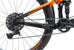 Giant Anthem Advanced 2 Medium Bike - 2017 -Professional Bicycle Discount Store BMT10821 BJ 04