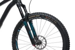 Giant Trance Advanced 20" Bike - 2016 17 Giant Trance Advanced 20" Bike - 2016 -Professional Bicycle Discount Store BMT11969 CT 06