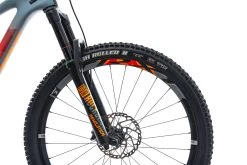 Giant Trance Advanced 2 Medium Bike - 2018 17 Giant Trance Advanced 2 Medium Bike - 2018 -Professional Bicycle Discount Store BMT11981 BJ 25