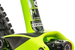 Giant Trance 3 Mountain Bike - 2018, Medium -Professional Bicycle Discount Store BMT12092 PH1 03