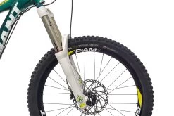 Giant Faith 0 Large Bike - 2011 17 Giant Faith 0 Large Bike - 2011 -Professional Bicycle Discount Store BMT12388 CT 06