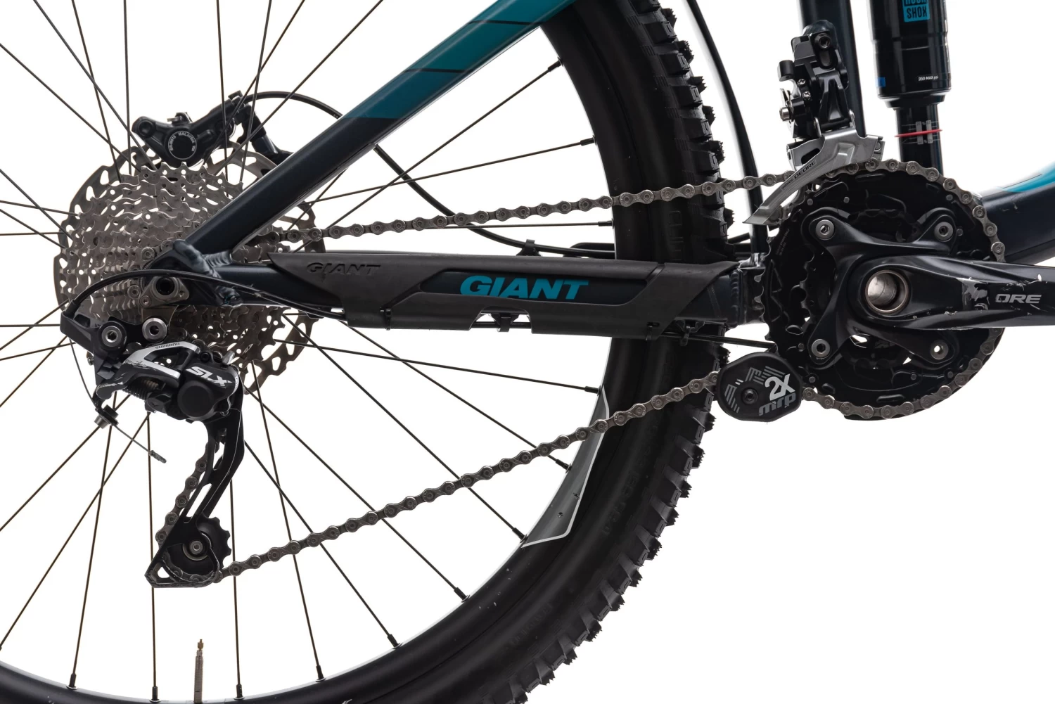 Giant Reign 2 Mountain Bike - 2015, Medium 6 Giant Reign 2 Mountain Bike - 2015, Medium - Image 4