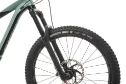 Giant Reign 2 Mountain Bike - 2020, Large -Professional Bicycle Discount Store BMT18030 PH1 06