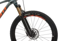 Giant Fathom 2 Mountain Bike - 2018, Medium -Professional Bicycle Discount Store BMT19521 PH1 05