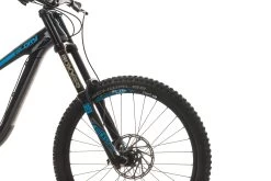 Giant Glory Advanced 27.5 0 Downhill Bike - 2016, Medium -Professional Bicycle Discount Store BMT20357 PH1 06