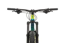 Giant Reign 27.5 2 Mountain Bike - 2016, Medium 18 Giant Reign 27.5 2 Mountain Bike - 2016, Medium -Professional Bicycle Discount Store BMT20479 PH1 07