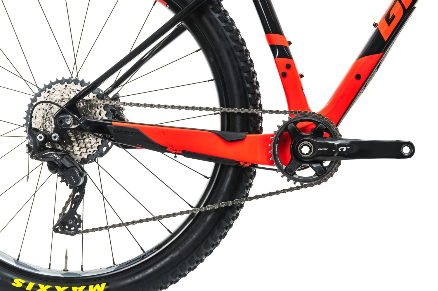 Giant XTC Advanced 27.5+ Mountain Bike - 2017, Small 6 Giant XTC Advanced 27.5+ Mountain Bike - 2017, Small - Image 4