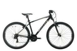 Giant ATX Mountain Bike - 2021, Medium