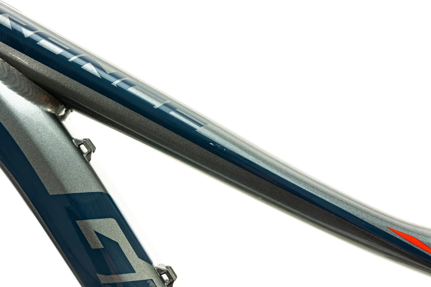 Giant Trance 2 Mountain Bike - 2016, Medium 12 Giant Trance 2 Mountain Bike - 2016, Medium - Image 10