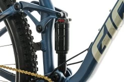 Giant Stance 29 2 Mountain Bike - 2021, Large 16 Giant Stance 29 2 Mountain Bike - 2021, Large -Professional Bicycle Discount Store BMT26879 PH1 05