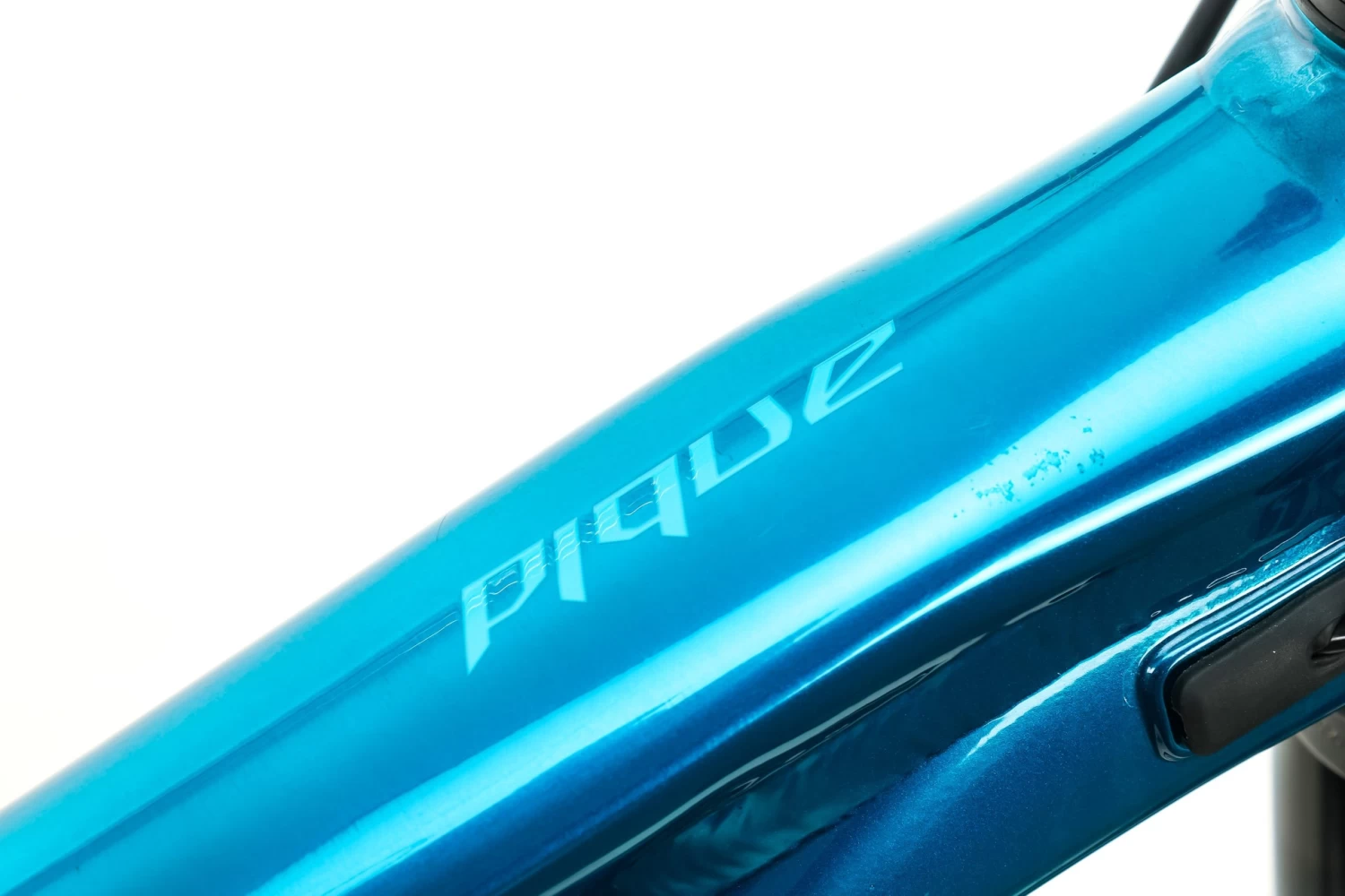 Giant Pique 29 2 Women's Mountain Bike - 2020, Small 10 Giant Pique 29 2 Women's Mountain Bike - 2020, Small - Image 8