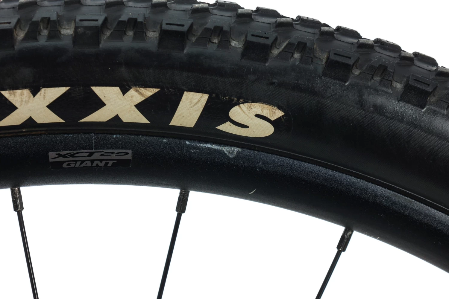 Giant Anthem 29 2 Mountain Bike - 2019, Medium 11 Giant Anthem 29 2 Mountain Bike - 2019, Medium - Image 9