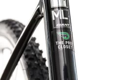 Giant TCX Advanced Pro 1 Cyclocross Bike - 2018, Med/Large 15 Giant TCX Advanced Pro 1 Cyclocross Bike - 2018, Med/Large -Professional Bicycle Discount Store BRD13259 CM 3