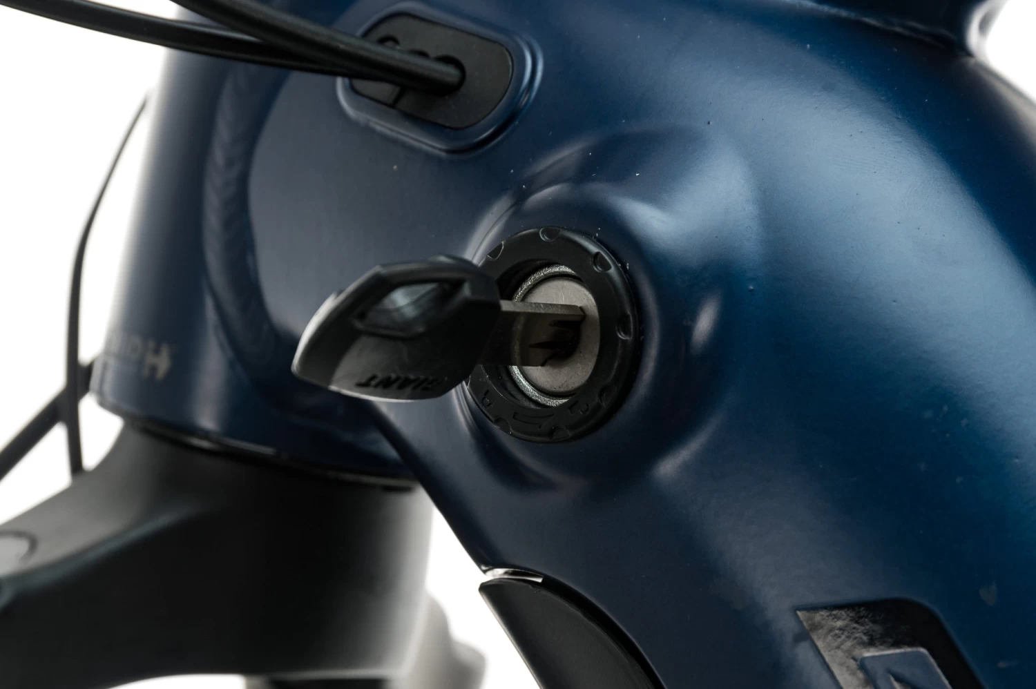 Giant Explore E+ 2 GTS Hybrid E-Bike - 2022, Medium 9 Giant Explore E+ 2 GTS Hybrid E-Bike - 2022, Medium - Image 7