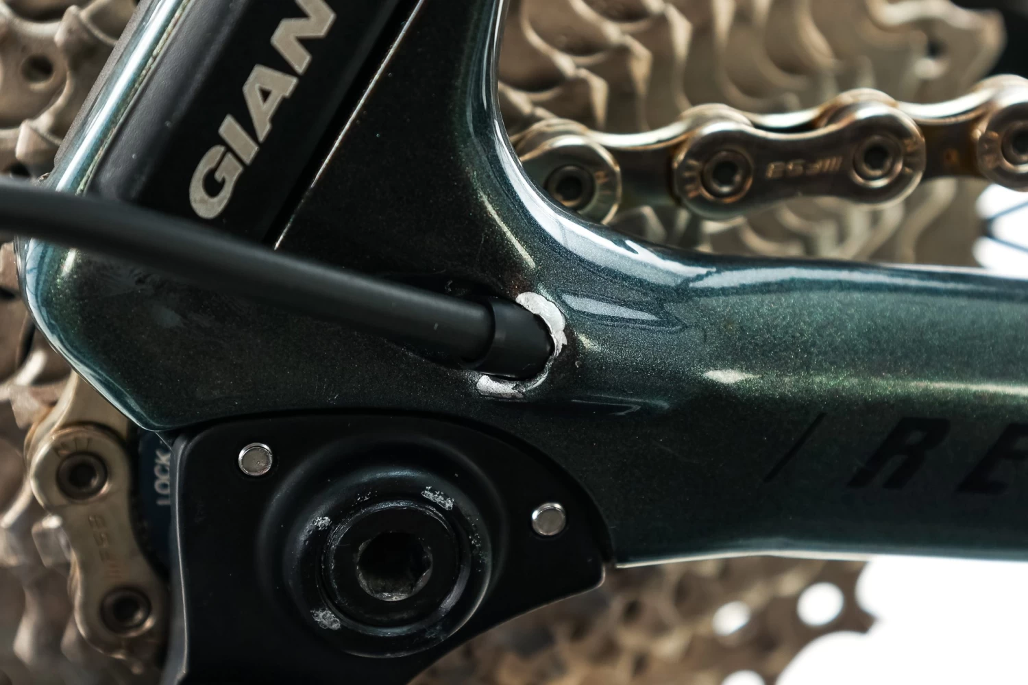 Giant Revolt Advanced 0 Gravel Bike - 2021, Medium 10 Giant Revolt Advanced 0 Gravel Bike - 2021, Medium - Image 8