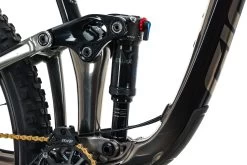 Giant Reign 29 2 Mountain Bike - 2020, Small 18 Giant Reign 29 2 Mountain Bike - 2020, Small -Professional Bicycle Discount Store bmt27818 PH 4