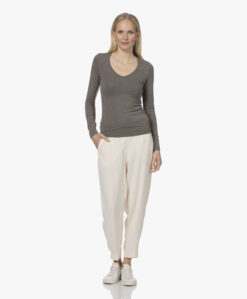 Majestic Filatures Soft Touch V-Hals Longsleeve - Militaire -Professional Bicycle Discount Store 220614 3863c353 f446 4ffe 956b 9e8e095ea38c