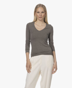 Majestic Filatures Soft Touch V-Hals Longsleeve - Militaire -Professional Bicycle Discount Store 220614 5b818212 107f 4067 bfe0 a16b5f50a52b