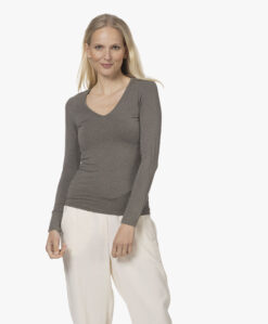 Majestic Filatures Soft Touch V-Hals Longsleeve - Militaire -Professional Bicycle Discount Store 220614 70b7f91a 7a1f 4541 9a0b 81433338d616