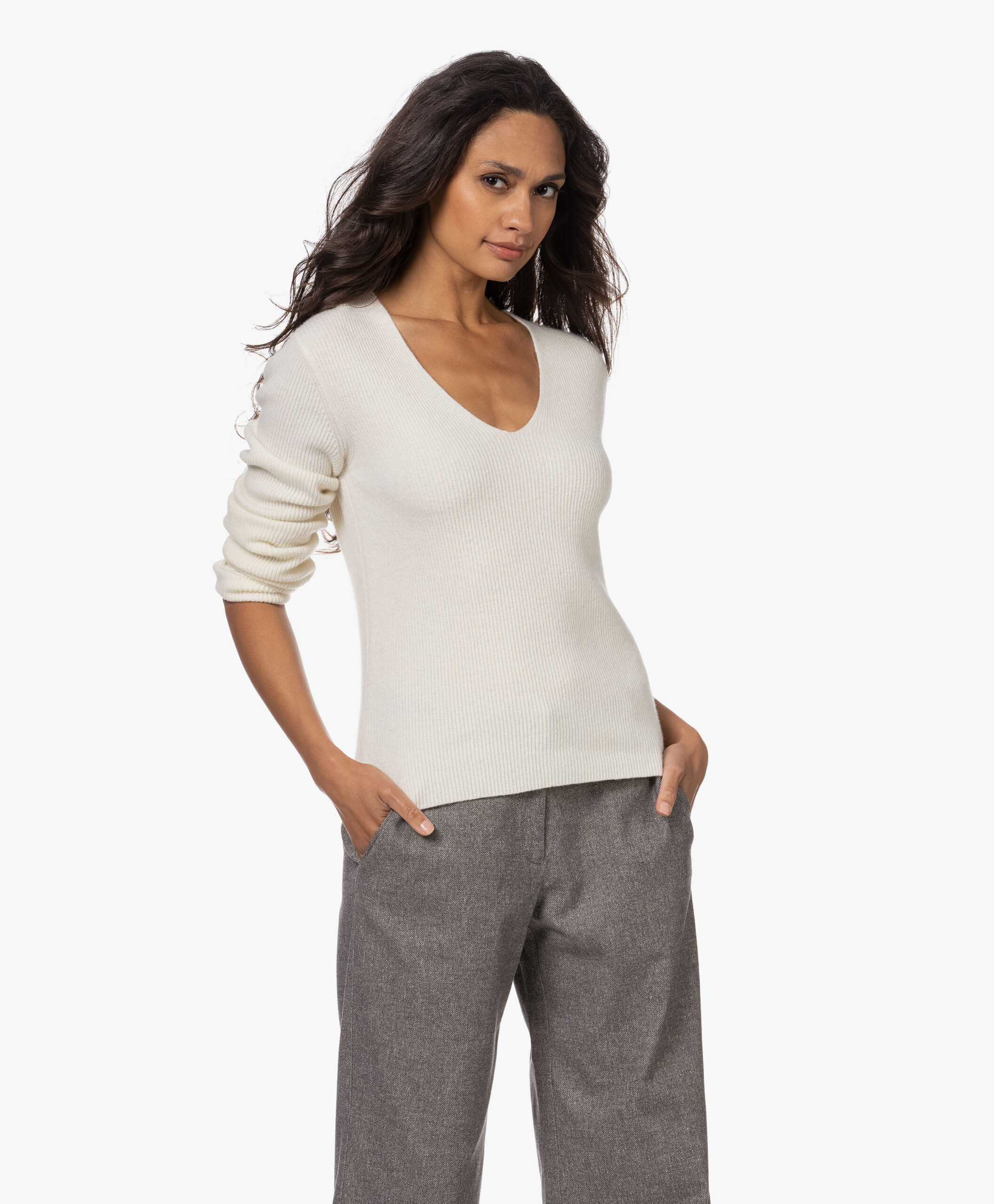 Resort Finest Wolmix V-Hals Trui - Ecru 14 Resort Finest Wolmix V-Hals Trui - Ecru - Image 12